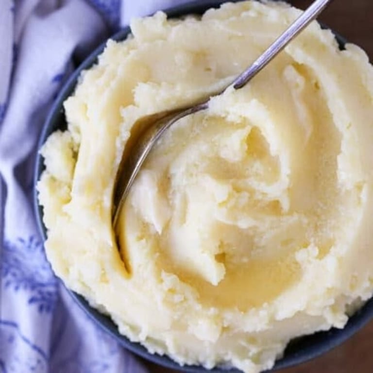 Mashed Potatoes: A Classic American Side