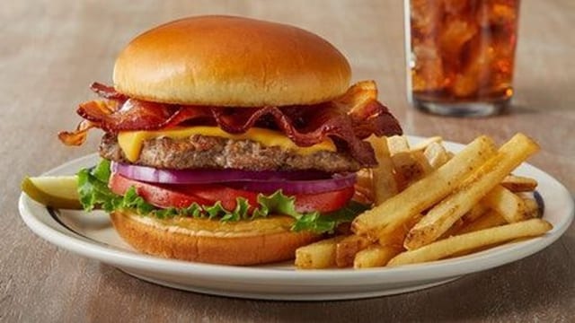 Bacon Cheeseburger.